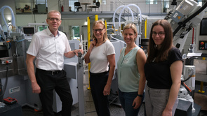 Dr. Andreas Groß, Prof. Dr. Birgitta Wolff, Annika Grübler and Anne Palka (from left to right)