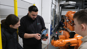 Robotics course for pupils at the Berger Gruppe