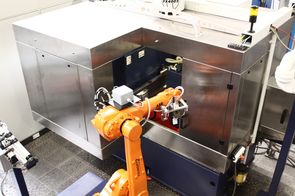 Peripheral grinding machine of the series PH/PB
