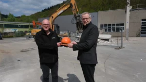 Baubeginn der neuen Montagehalle