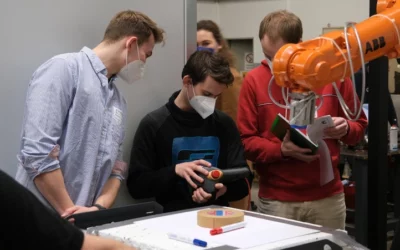 Los estudiantes programan robots
