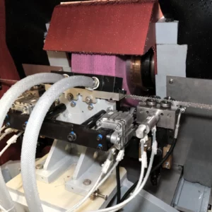 Bandstahlschleifmaschine – Baureihe BGM1500/E/D für Wellen- und Verzahnungsschliff
