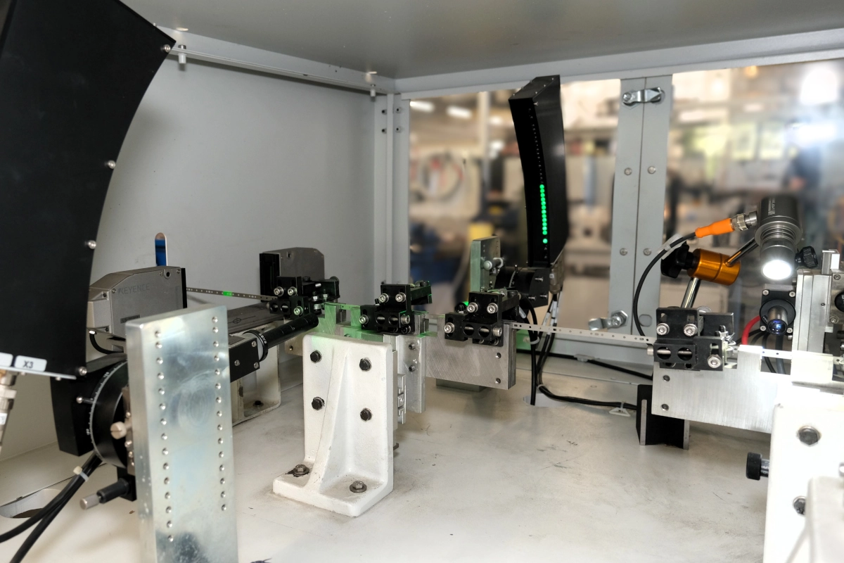 Steel strip grinding machine - BSM1500/TTGB series for gothic arch grinding on razor blades - Image 4