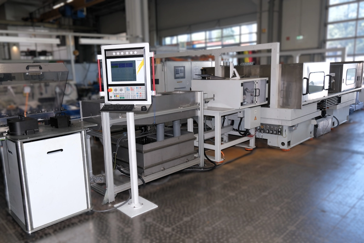 Steel strip grinding machine - BSM1500/TTGB series for gothic arch grinding on razor blades - Image 5