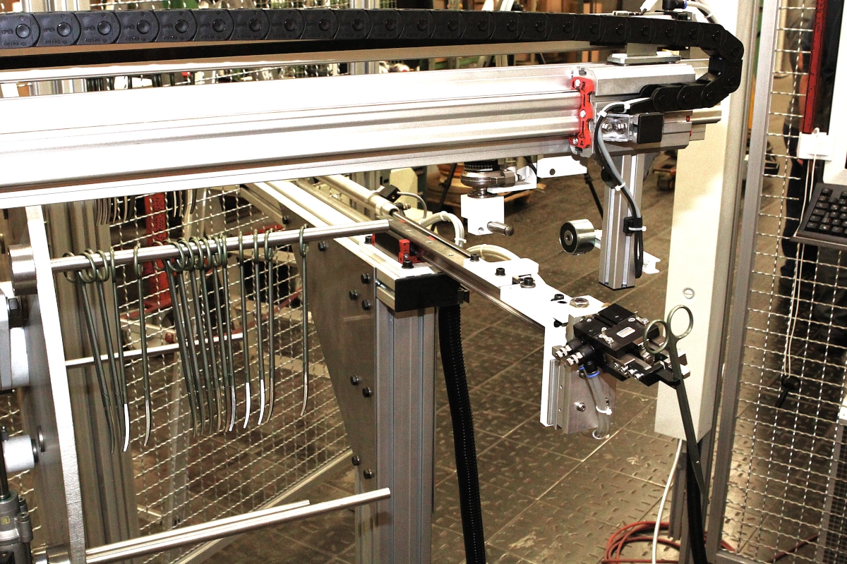 Robot system - RSP/4B/1M/1L series for contour processing on shears - Image 2