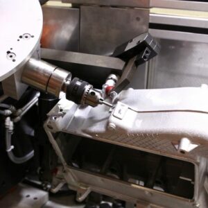 Cellules robotisées d’ébavurage pour pièces de fonderie