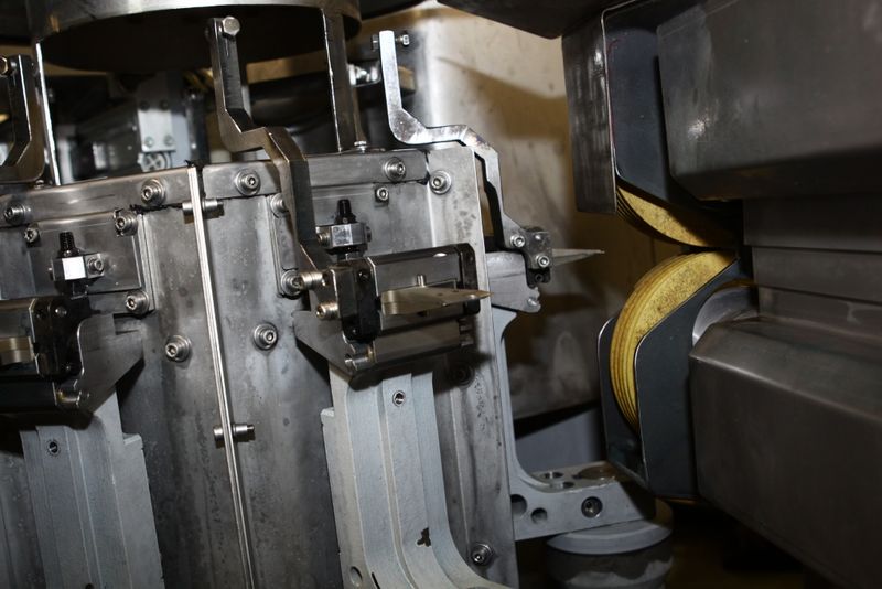 RST4 mit vier Bearbeitungsstationen