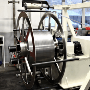 Accessoires pour machines d'usinage par enlèvement de copeaux de bandes métalliques - Systèmes de bobinage