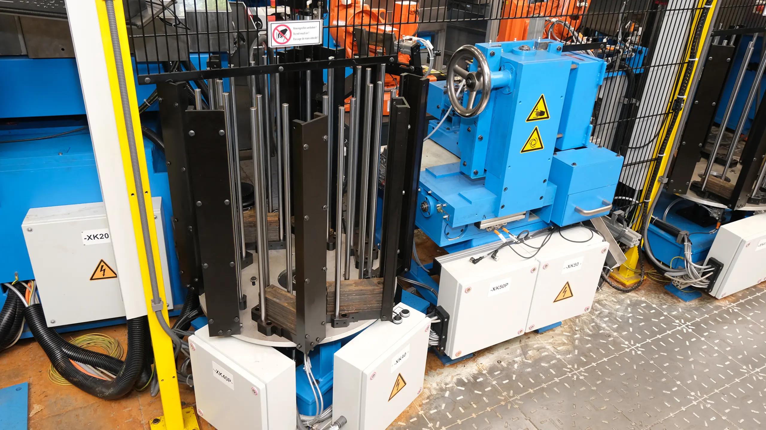 Mise en magasin des lames de machines